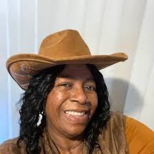 ByTheirFruits: Longtime Rust College employee, Holly Springs native Willa  Terry was honored for 50 years of service to Rust College. 💙 College  President, Dr. Ivy R. Taylor presented Mrs. Terry with the