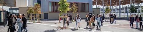 École secondaire De L'eau Vives à Breil-sur-Roya, Alpes-Maritimes