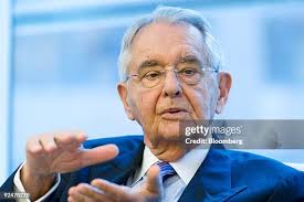 905 photos et images haute résolution de Jonathan Strong