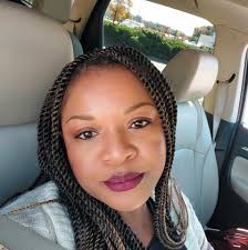 Happy birthday to my beautiful mom and happy anniversary to my mom and  dad!! 😘