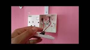 Saat musim penghujan yang dingin, saat badan kurang. Tutorial Cara Buat Suis Kipas Looping Dari Socket Plug