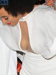 Solange nude pics