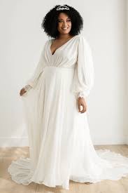 30 Best Simple Wedding Dresses Of 2022