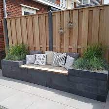 A horizontal fence is one of the most popular privacy fencing ideas for the modern backyard. 78 Ideen Moderner Gartenzaune Fur Sommerideen Diyeasygardens Club Backyard Landscaping Designs Backyard Backyard Fences