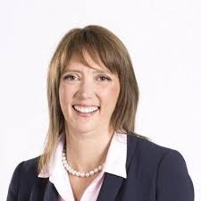 Cindy Batchelor's Instagram, Twitter & Facebook