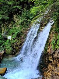 Cascada urlătoarea is a waterfall in bușteni. 6 Repere Pentru O VizitÄ De Neuitat In Bucegi Sacalatorim Ro