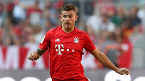 Born 14 february 1996) is a french professional footballer who plays as a left back or centre back for bundesliga club bayern. Lucas Hernandez Muss Zur Nationalelf Fc Bayern Irritiert Goal Com