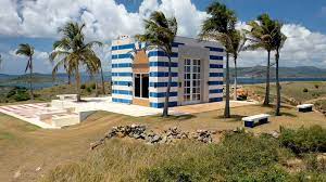 Filthy rich, focuses primarily on epstein's private island in the caribbean. Jeffrey Epstein S Bizarre Blue Striped Building On Private Island Raised Alarm