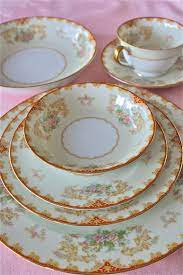 The dinner, bread & butter/appetizer plates and saucer feature a wide platinum rim with an etching of scrolled leaves, while the salad plate and cup have a thinner. Noritake Vintage Floral China Cardinal Pattern 6 Piece Place Setting Noritake China Fine Dinnerware Noritake