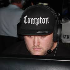 Simon 'SdlTank' Larsen's Counter-Strike Player Profile