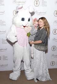 However, we'd go as far as to say that the one of the best holiday activities is taking — and looking back on — funny easter pictures. 9 Photos Of Celeb Kids Meeting The Easter Bunny Parents