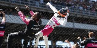 The indy 500's 2021 showing is starkly different from the empty stands at last year's event, which was pushed back from memorial day weekend to. Pi6gmga5hh7num