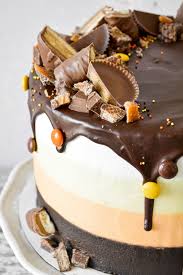 Candy Corn Halloween Cake With Striped Buttercream Curly Girl Kitchen Recipe In 2020 Sweet Cakes Cake Halloween Cakes