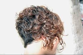 Maybe you would like to learn more about one of these? Carre Plongeant Et Cheveux Frises Coiffure Et Coloration Forum Beaute Doctissimo