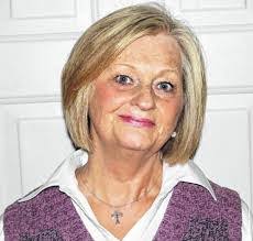 Sharon Pitzer's Instagram, Twitter & Facebook