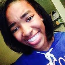 Arielle Mobley's Instagram, Twitter & Facebook