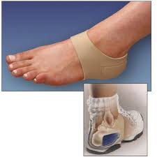 Amazon Com Heel Hugger Built In Gel Cushion Foot Support Lg Health Personal Care Gel Cushion Heel Spurs Foot Support