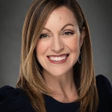 Shel Winkley's Instagram, Twitter & Facebook