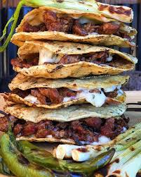 Birria De Res Estilo Tijuana Los Angeles Spanglish Asadero On Instagram A Tower Of Mulitas De Carne Asada Echas Al Carbon Estilo Spanglish Asadero Hech Mexican Food Recipes Recipes Food Cravings