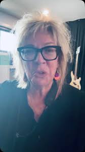 Dana Gehrman and her amazing band last night with Ruby Gilbert as support.  Thank-you to the crowd that turned up in crazy rainy weather, a beautiful  night, a bit of grooving, a