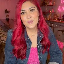 I QUIT MY JOB!💥 This is the scariest thing I have ever done. Stepping out  of comfort and stability to follow my passion is frightening AF. I have  always been transparent with you and will continue to ...