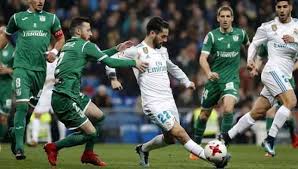 وتأهل أصحاب المراكز الأربعة الأولى (أتلتيكو مدريد وريال مدريد وبرشلونة وإشبيلية) على سلم الترتيب إلى بطولة دوري أبطال أوروبا الموسم المقبل. Ù…ÙˆØ¹Ø¯ Ù…Ø¨Ø§Ø±Ø§Ø© Ø±ÙŠØ§Ù„ Ù…Ø¯Ø±ÙŠØ¯ Ø§Ù„ÙŠÙˆÙ… Ø£Ù…Ø§Ù… Ù„ÙŠØ¬Ø§Ù†ÙŠØ³ ÙˆØ§Ù„Ù‚Ù†ÙˆØ§Øª Ø§Ù„Ù†Ø§Ù‚Ù„Ø© Ø³Ø¨ÙˆØ±Øª 360