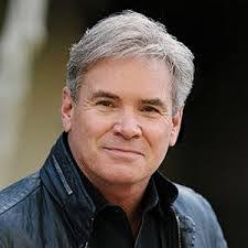 Deb Graham's Instagram, Twitter & Facebook