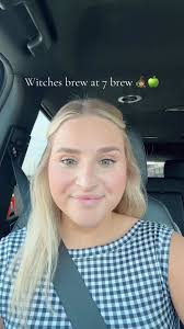 Witches brew at 7 brew 🍏🧙‍♀️ #alaninu #alaniwitchesbrew🔮 #7brew #reels