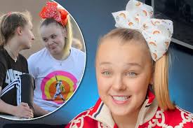May 19, 2003) is an american youtuber, singer, dancer, model, actress, and internet personality. Jojo Siwa S Popularity Skyrocketing After Coming Out