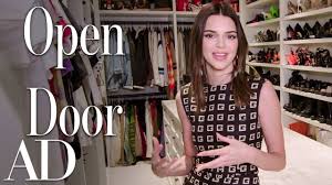 Über 7 millionen englischsprachige bücher. Inside Kendall Jenner S Cozy L A Hideaway Open Door Architectural Digest Youtube
