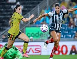 Rayadas sigue como líder y quita lo invicto al América en la Liga Femenil