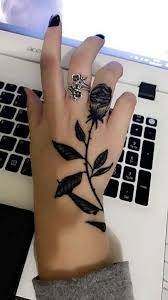 Rose Tattoos Arm Feet Tattoos Tatoofeminina 2020 Sevimli Dovmeler Inspiration Tattoos Kol Dovmeleri