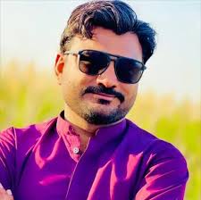 Saif Ali Khan Arrived At Home After Discharge.. Looking good.. waving hand  to media person..! #SaifAliKhan