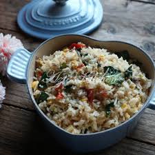 Nasi goreng memerlukan nasi yang peroi (butir nasi tak melekat antara satu sama lain). Resepi Nasi Goreng Telur Ikan Bilis Resepimee Junotee Com