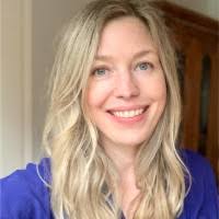 Katie Dewar's Instagram, Twitter & Facebook