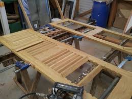 Fabrication Atelier De Volet Bois A Persiennes Arzal 56 Persienne Bois Menuiserie Exterieure Volet Persienne Bois