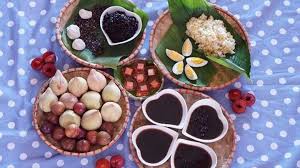 Trước đó, vào ngày 3/3 âm lịch, nhiều gia tết đoan ngọ cũng là dịp để những người đi xa về ăn tết với gia đình, tất cả những thức ăn được chuẩn bị trong ngày này sẽ giúp diệt sâu bọ có trong. Bai VÄƒn Kháº¥n Cung Táº¿t Ä'oan Ngá» 2021
