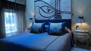 Find gifts for couples at lastminute.com. Blue Bedroom Decorating Ideas Hotel Room Decoration Royal Atmosphere Small Master Romantic Modern Vintage For Bedrooms Beach Theme Unique Purple Apppie Org
