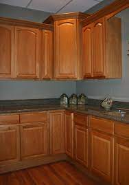 Finished in legacy oak on select hardwoods and veneers. Legacy Oak Kitchen Cabinets Home Design Traditional Columbus By Lily Ann Cabinets Houzz