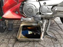 Xe máy bị rò rỉ nhớt