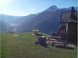 Dimora Tipica Di Montagna In Mortirolo Trentino Baita Ideeviaggio Vacanze Vacanze Paesaggi Viaggio
