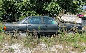 Abandoned Audi 100 Type 44 C3 Mod 1989 Audi 100 Audi Abandoned Cars