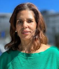 Jacqueline Howell (About)