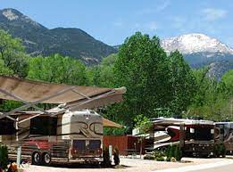 Lynne began full time rving as an experiment in 2019, but she quickly fell in love with the convenience, freedom and minimalist lifestyle offered by full time rv living. Colorado Springs Campground Rv Sites Garden Of The Gods Rv Resort