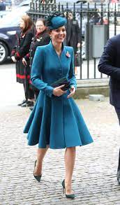 The duchess of cambridge was the target of some criticism and eventual praise when she was finally spotted wearing a face mask during an outing in august 2020. Kate Middleton S Best Outfits Ever Kate Middleton Style Gallery