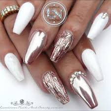 Black And Rose Gold Nails Design 1 118 Likes 8 Comments Luminous Nails Beauty Luminousnails On Instagram Glamorous Rose Gold Chrome Rose Gold Nails Gold Chrome Nails White Gel Nails