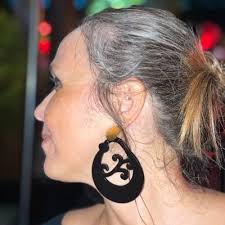 Ana Martínez (@anamartinezsosa)