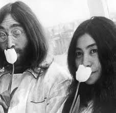 There are many (including john lennon of course) who know this of yoko and love her work for it. Yoko Ono Wenn Ich Diese Songs Hore Fuhle Ich Mich Schuldig Welt