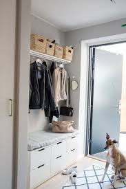 30 Schone Offene Kleiderschrankkonzepte Fur Anspruchsvolle Residenz 30 Schone Offene Kleiderschrankkonzepte Fur Anspruchs In 2020 Offene Garderobe Garderobe Ikea Ikea