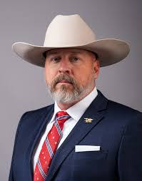 Aaron Reed's Instagram, Twitter & Facebook